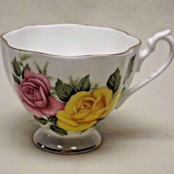 Queen Anne Fine Bone China England Yellow and Pink Roses Tea Cup and Saucer - Picture 8 of 13